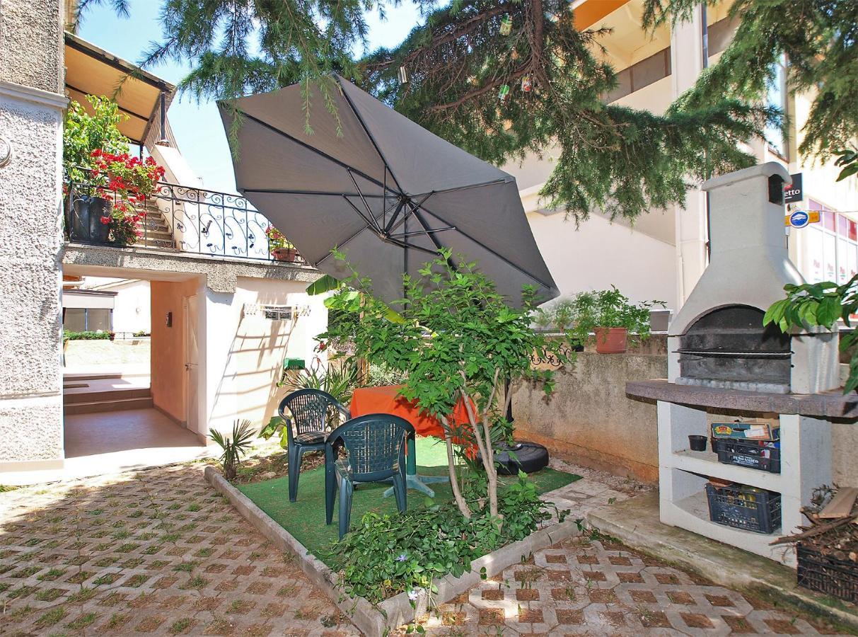 Apartments Jasna 1128 Fazana Bagian luar foto