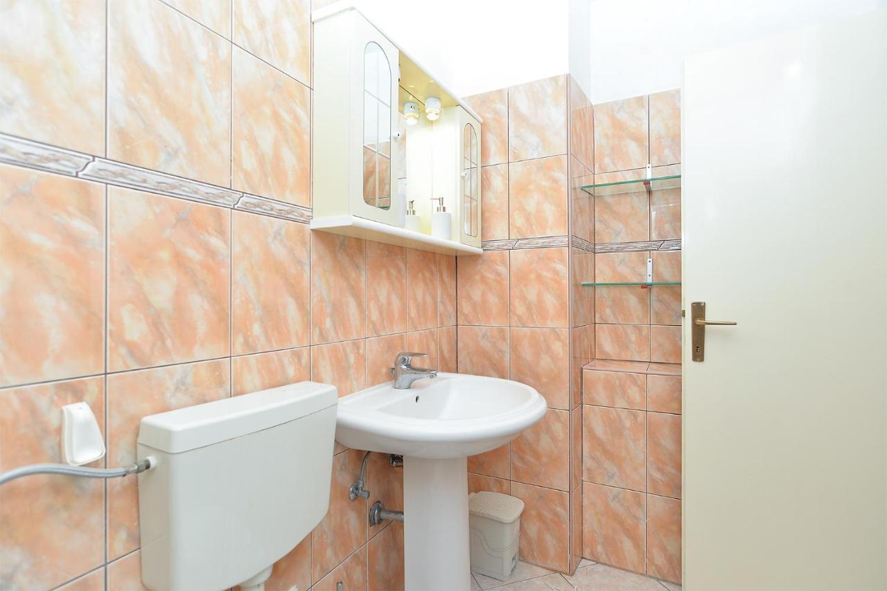 Apartments Jasna 1128 Fazana Bagian luar foto